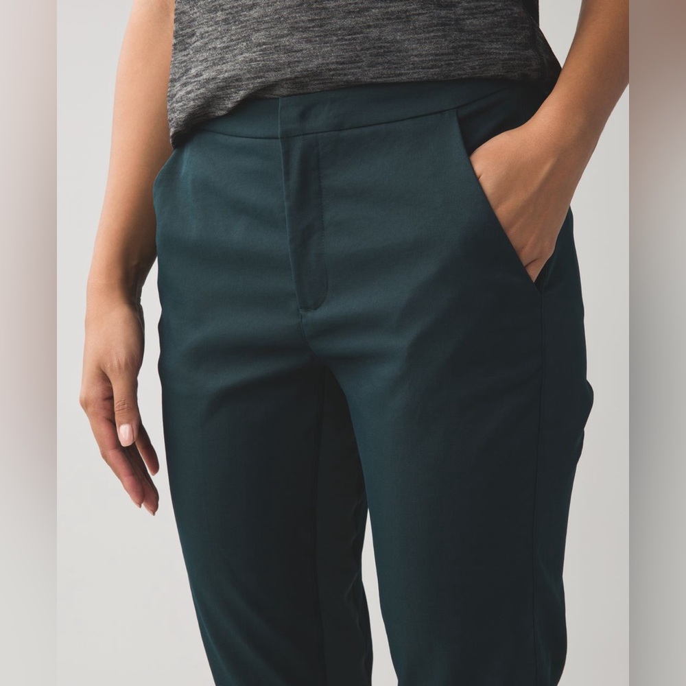 Lululemon &go City Trek Trouser Dark Fuel (Green) Size‎ 4